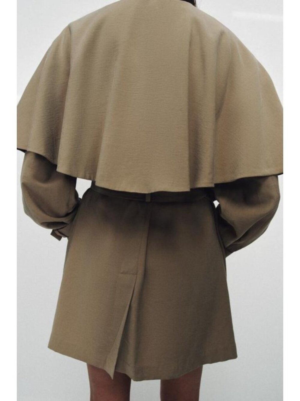 ZARA ZW COLLECTION FLOWY SHORT TRENCH - Picture 3 of 6